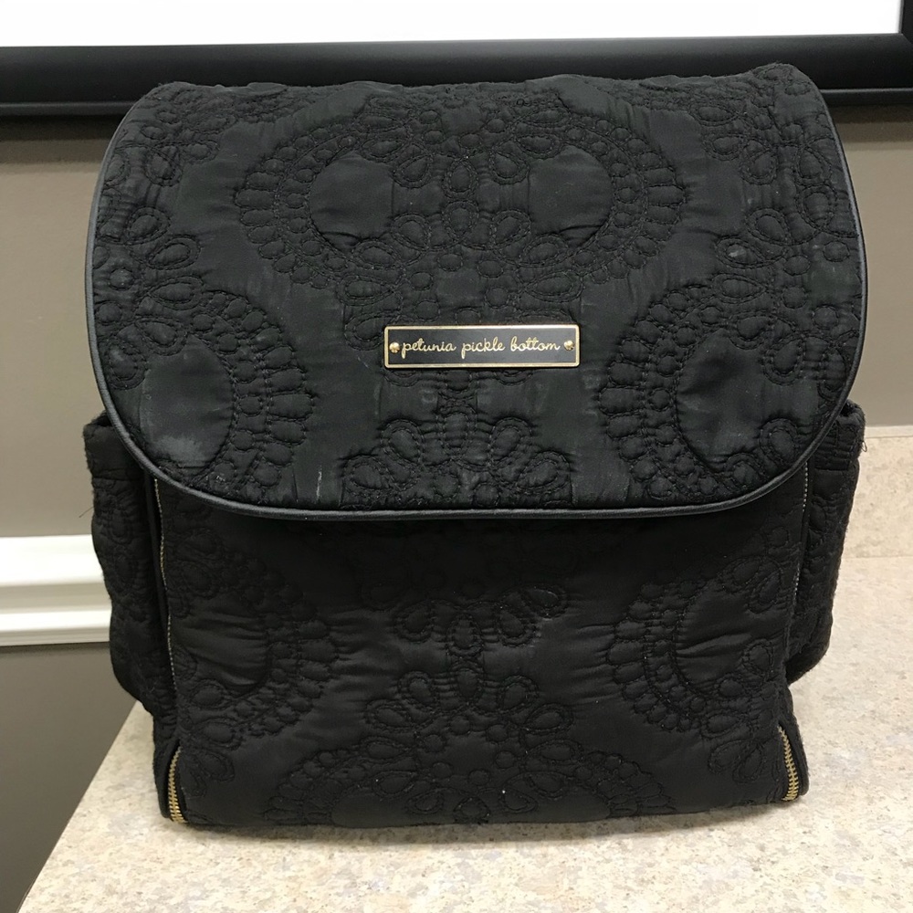 Used petunia pickle bottom diaper bag